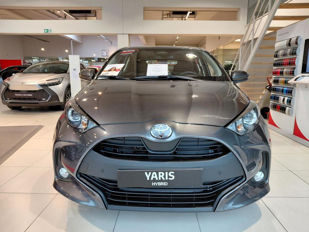 Toyota Yaris Dynamic (automatique), Autos, Toyota, Neuf, Argent ou Gris, Electronic Stability Program (ESP), Entreprise