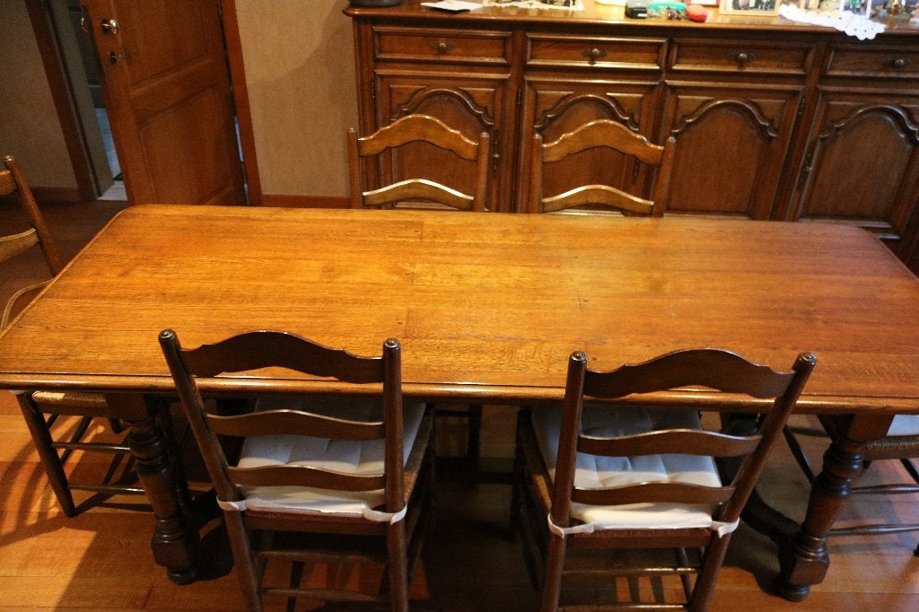 Eiken eetplaats, Ophalen, Gebruikt, Klassiek, 6 tot 8 stoelen