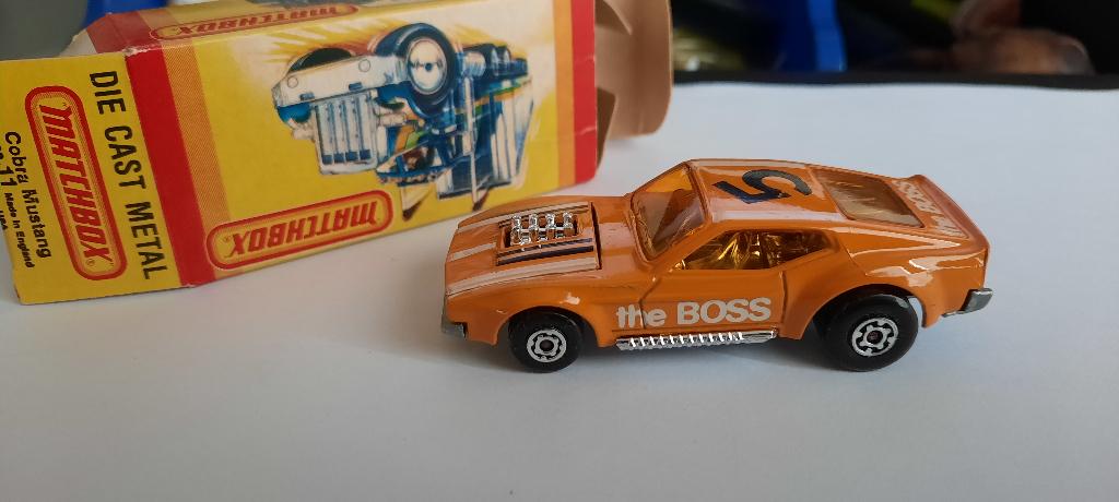 Boîte d'allumettes Cobra Mustang 11 g, boîte américaine, Enlèvement ou Envoi, Comme neuf, Voiture