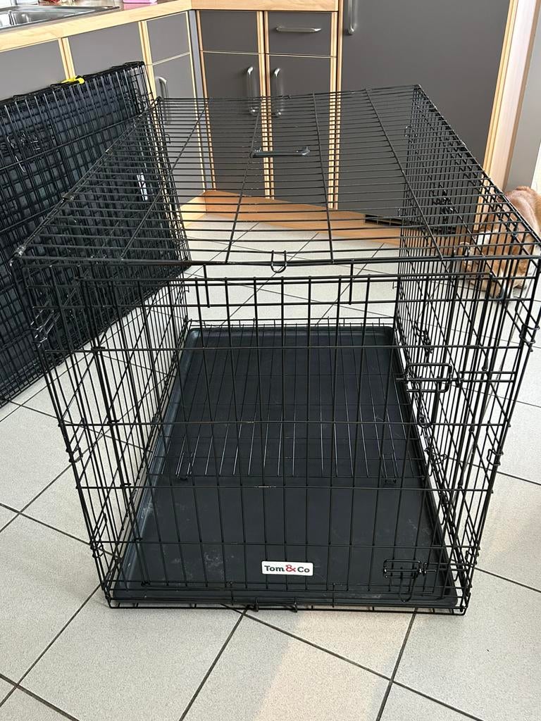 Cage / bench XL afmetingen 107/71/76, Dieren en Toebehoren, Ophalen, Zo goed als nieuw, Hondenhok