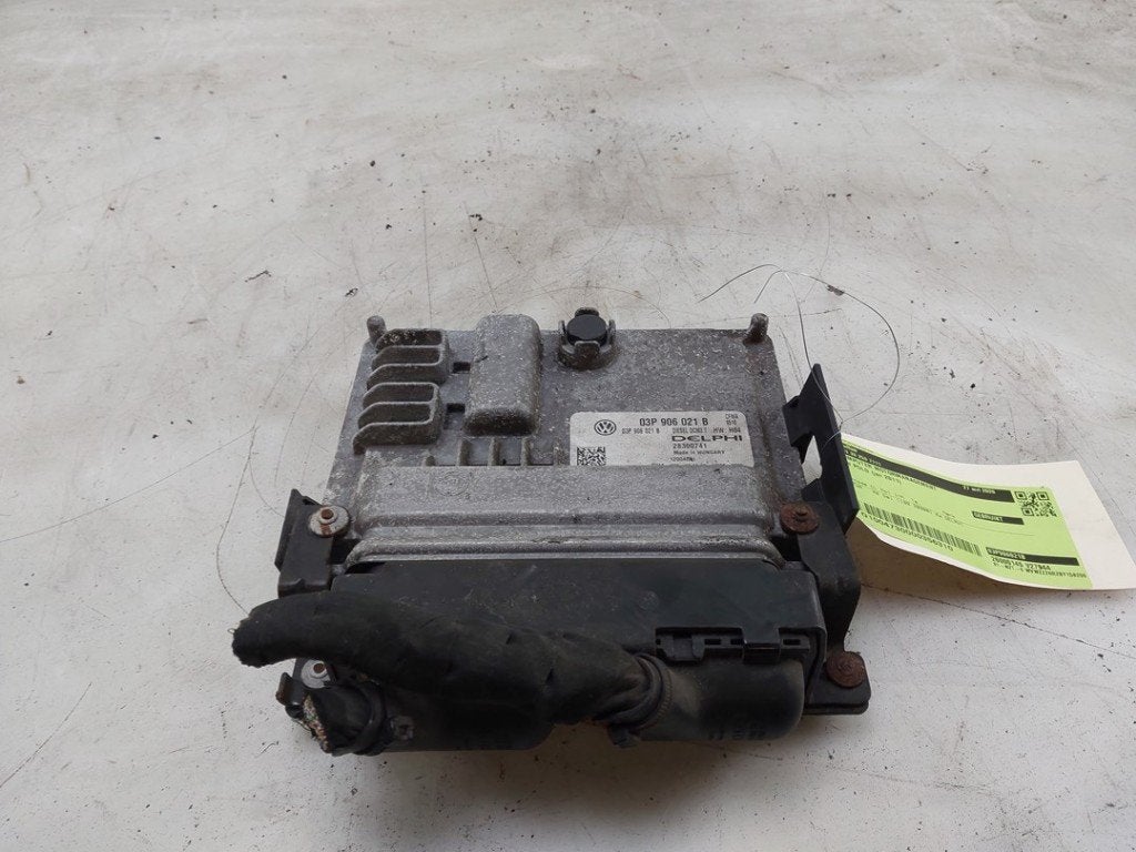 CALCULATEUR MOTEUR ECU Volkswagen Polo V (6R), Volkswagen, Utilisé, Lisa.Scalzo@aptiv.com, Aptiv PLC