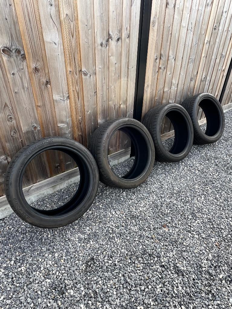 4x Hankook Ventus S1 evo3 banden 235/40r19 96w, Auto-onderdelen, Banden en Velgen, Gebruikt, 235 mm, Band(en), Personenwagen