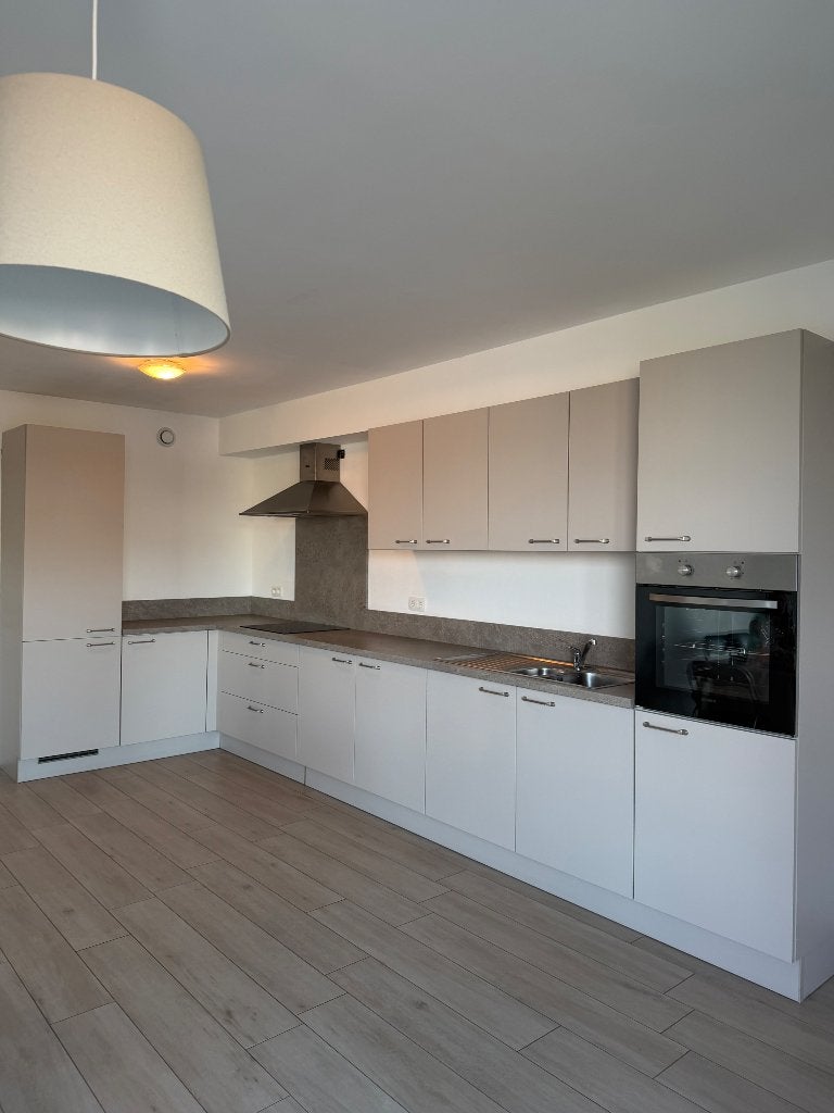 Tijdeloze keuken met toestellen - direct beschikbaar, Huis en Inrichting, Ophalen, Gebruikt, Hoekkeuken, Kunststof