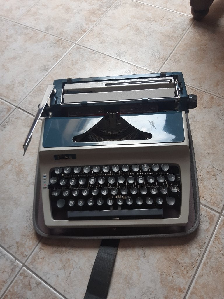 schrijfmachine, Ophalen, Gebruikt