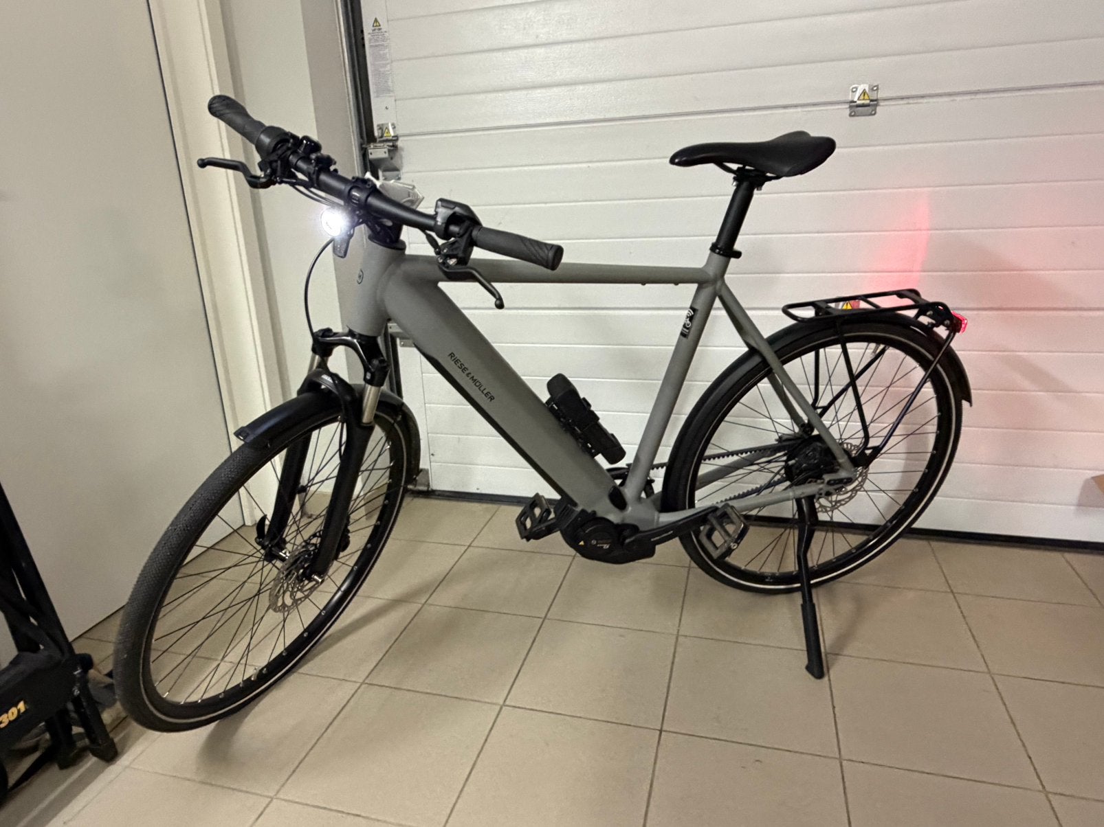 Riese & Muller roadster 25kl/h, Riese & Müller, 50 km par batterie ou plus, Comme neuf, 59 cm ou plus