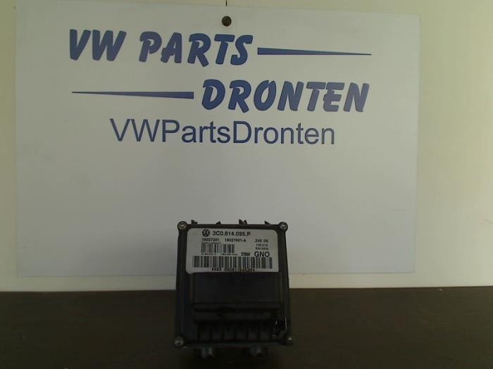 Pompe ABS d'un Volkswagen Passat, Volkswagen, -, 3 mois de garantie, Utilisé