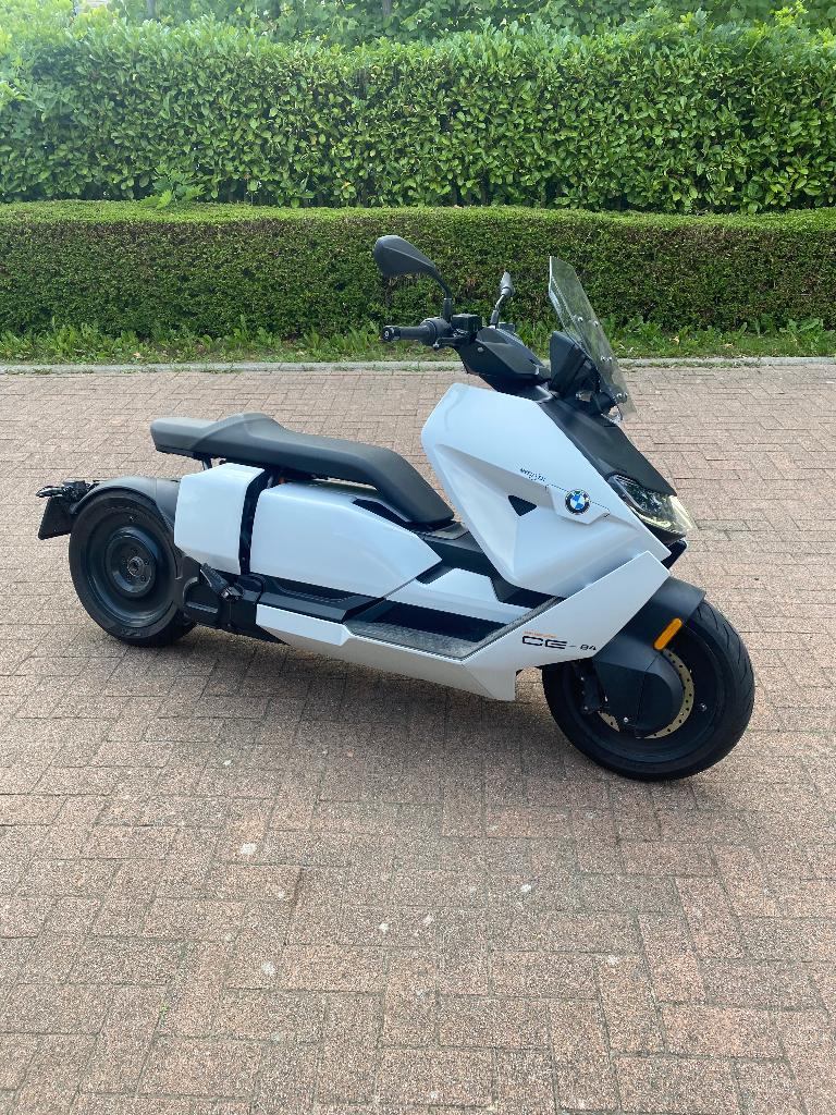 BMW ce04, Scooter, Jusqu'à 11 kW, Selle chauffante, Particulier