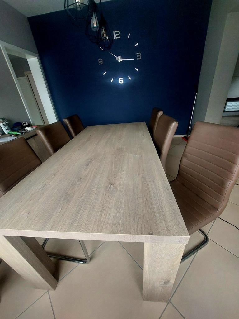 Tafel in nieuwstaat,  85cmx180cm  met gratis 6 stoelen, Huis en Inrichting, Complete eetkamers, Ophalen