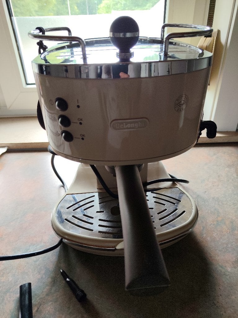 Koffiemachine Delonghi Vintage Icona, Elektronische apparatuur, Ophalen, Koffiemachine, Gemalen koffie, Zo goed als nieuw