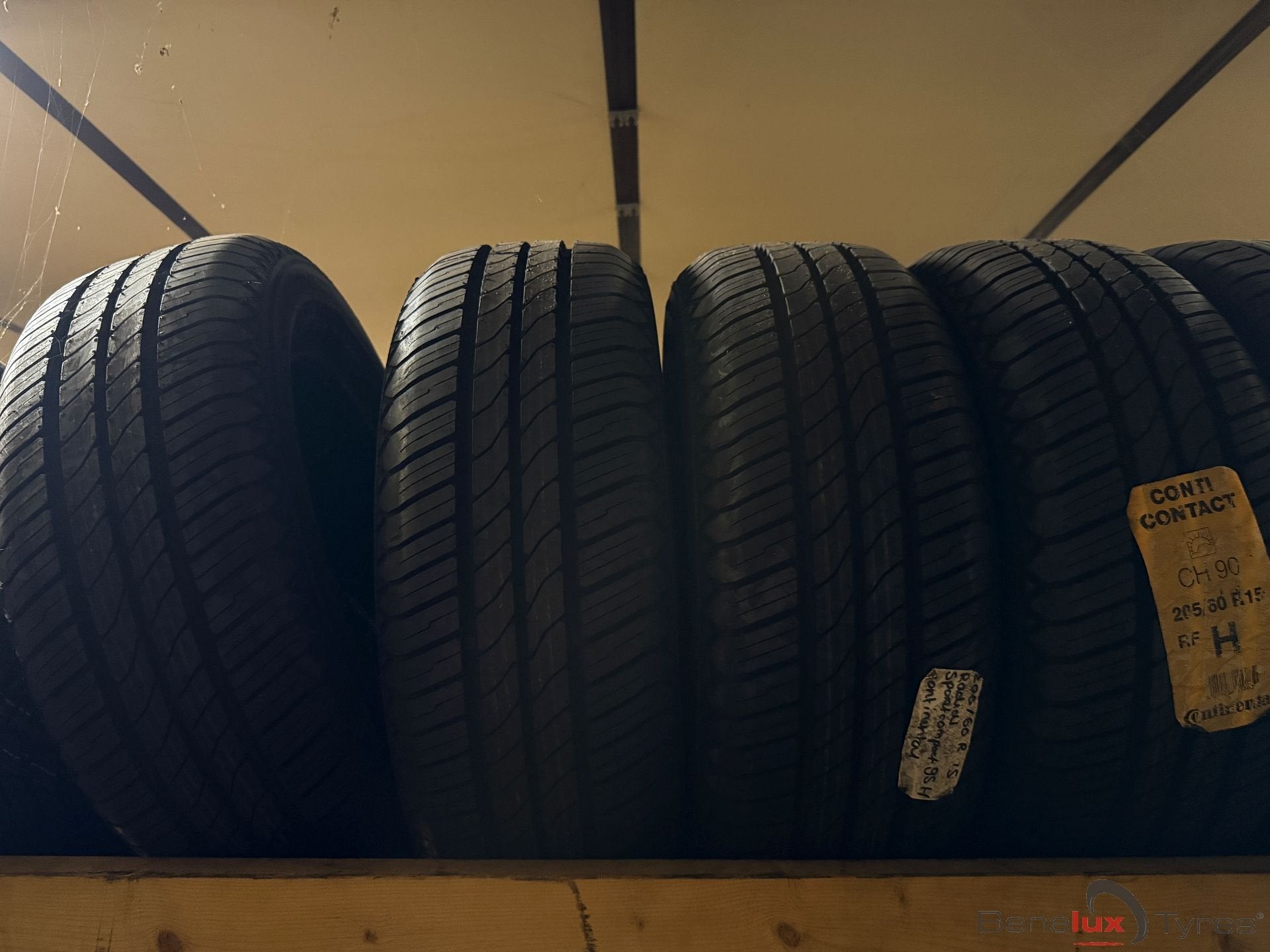 nieuw 205/60R15 91H Continental 205/60 R15 205/60/15 2056015, Auto-onderdelen, Banden en Velgen, 15 inch, -, -, Nieuw