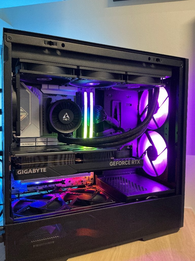 High-end Custom build Gaming pc|RTX 4080S|R7 9800X3D|, Enlèvement, Neuf