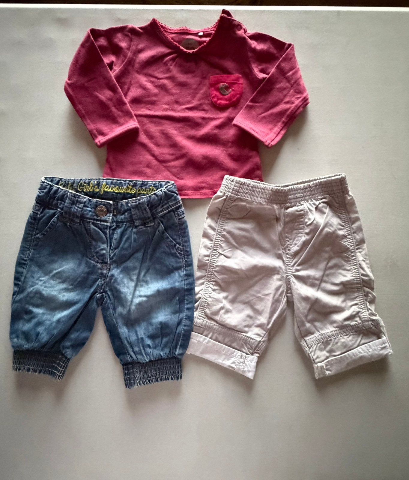 Superbes pantalons et chemises pour petites filles, Enlèvement, Comme neuf, Pantalon