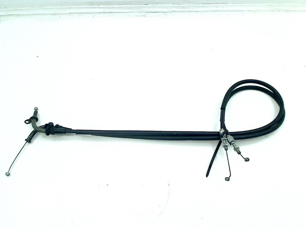 CABLE ACCELERATEUR GSF 600 Bandit 2000-2004 (GSF600 MK2), Dhr. S. di Majo, Utilisé, Info@cama-motorparts.nl, P.J. Troelstraweg 8 8
3144 CX  MAASSLUIS, NL