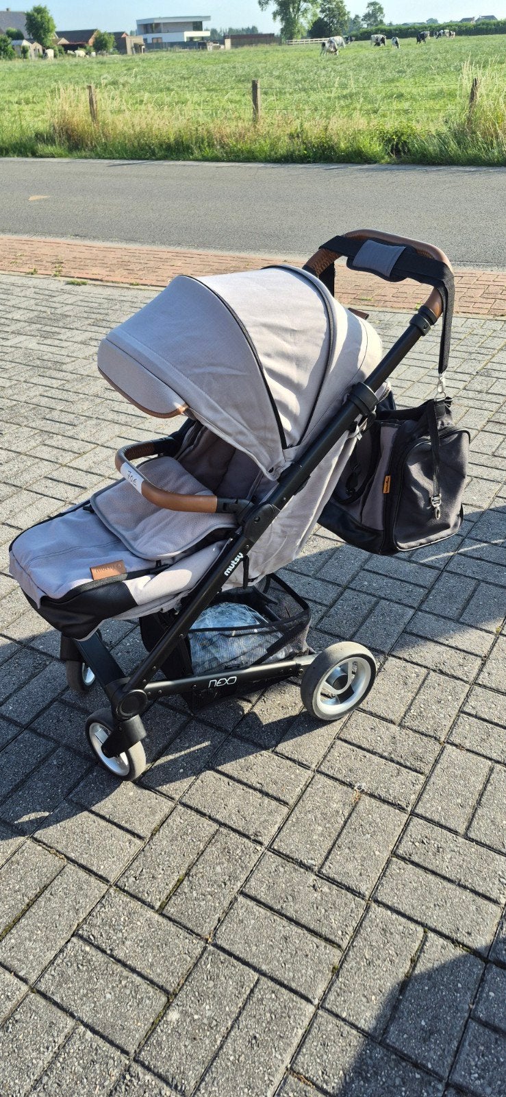Kinderbuggy mutsy met voetenzak en zak, Kinderen en Baby's, Kinderwagens en Combinaties, Ophalen