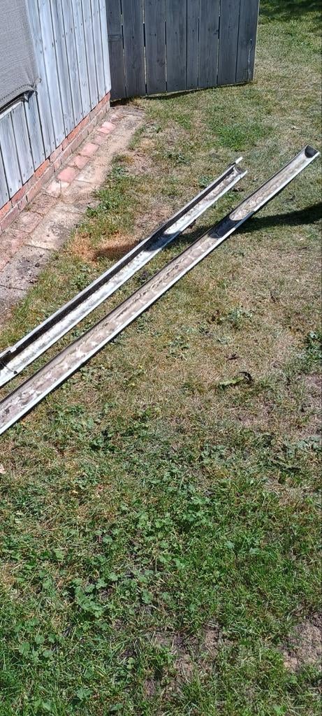 Gratis PVC dakgoot 5 meter, Ophalen