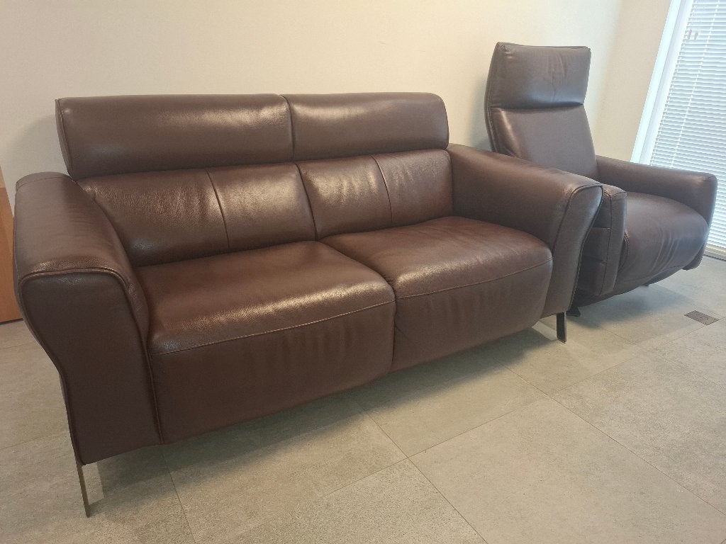 Lederen 2-zit & relaxzetel (elektrisch)., Ophalen, Gebruikt, 150 tot 200 cm, Rechte bank