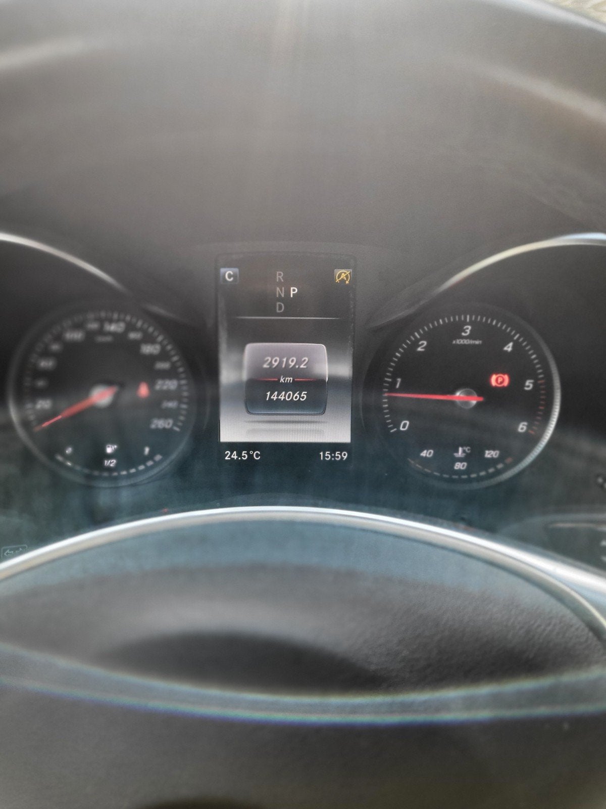 À vendre mercedes GLC 250D 2019 bonne état aucune problème, Autos, Achat, Euro 6, Carnet d'entretien, Noir
