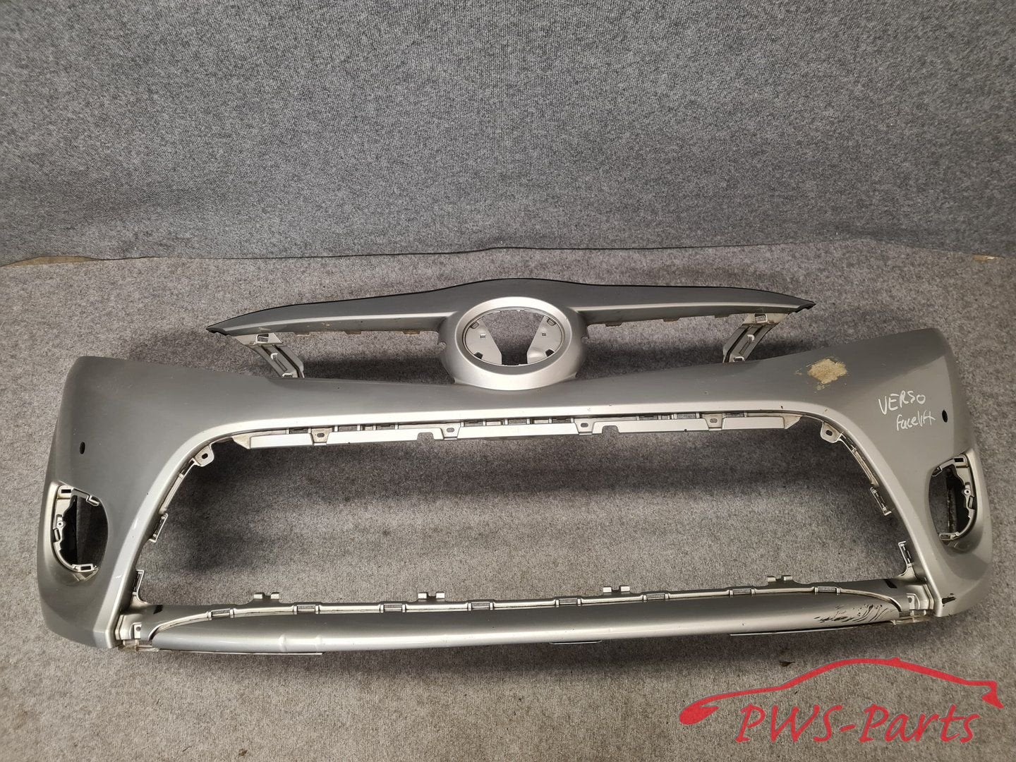 TOYOTA VERSO FACELIFT VOORBUMPER ORIGINEEL, Gebruikt, -, Voor, -