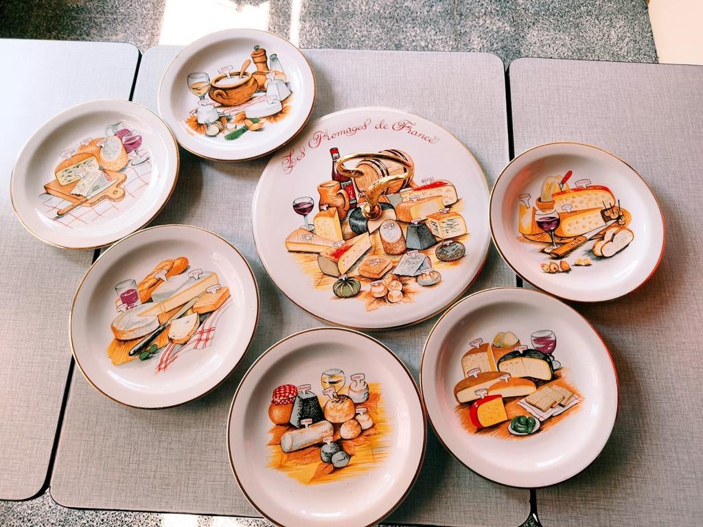 Kaasservies, Enlèvement, Assiette