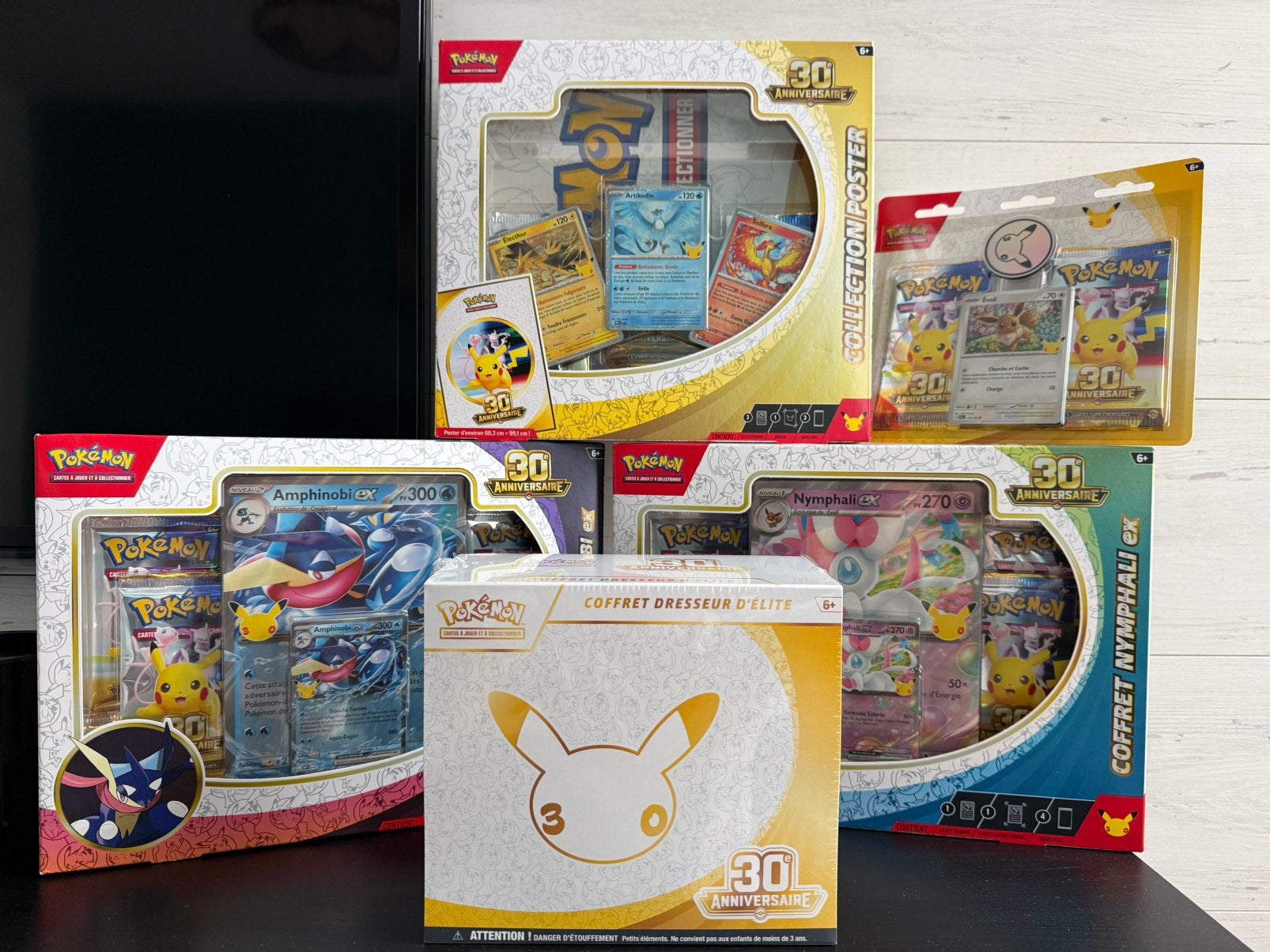 Lot coffret Pokémon 30 ans, Ophalen of Verzenden, Nieuw