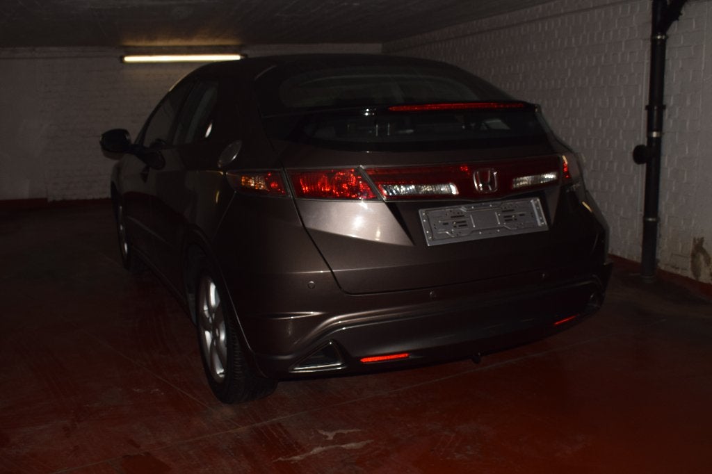 HONDA CIVIC, Voorwielaandrijving, Euro 5, Zwart, 4 cilinders