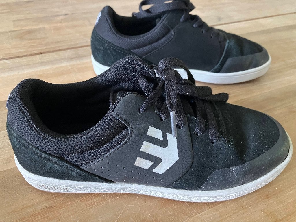 Chaussure de skate Sneaker Etnies, Garçon ou Fille, Comme neuf, Enlèvement, Chaussures de sport