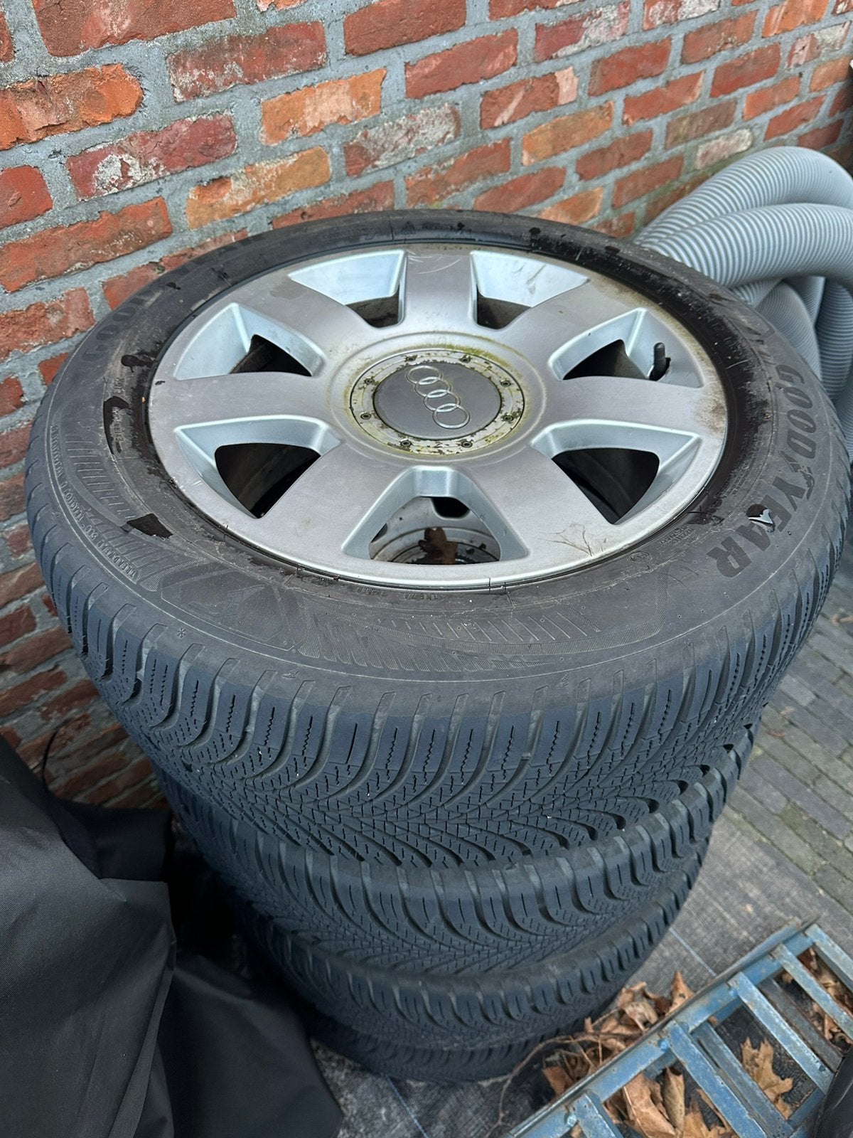 wintervelgen 235 55 17 103Y goodyear, Auto-onderdelen, Banden en Velgen, Ophalen