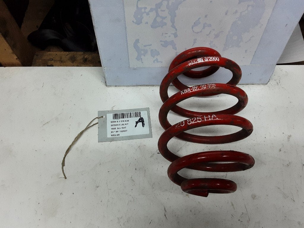 RESSORT DE SUSPENSION ARRIERE BMW 3 serie (E36 / 4), Autos : Pièces & Accessoires, Mevr. I. Hauben, Utilisé, BMW, Rue de l'Espoir 34 34
4030  GRIVEGNÉE, BE