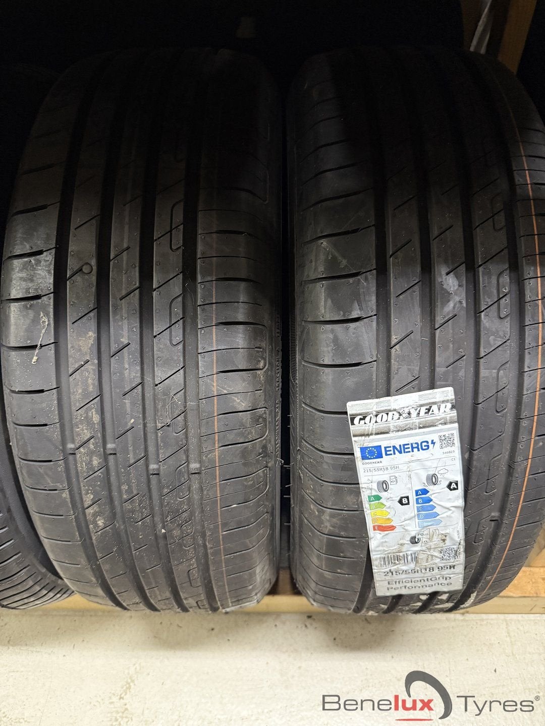nieuw 215/55R18 95H Goodyear 215/55 R18 215/55/18 2155518, Auto-onderdelen, Banden en Velgen, 18 inch, 215 mm, -, -