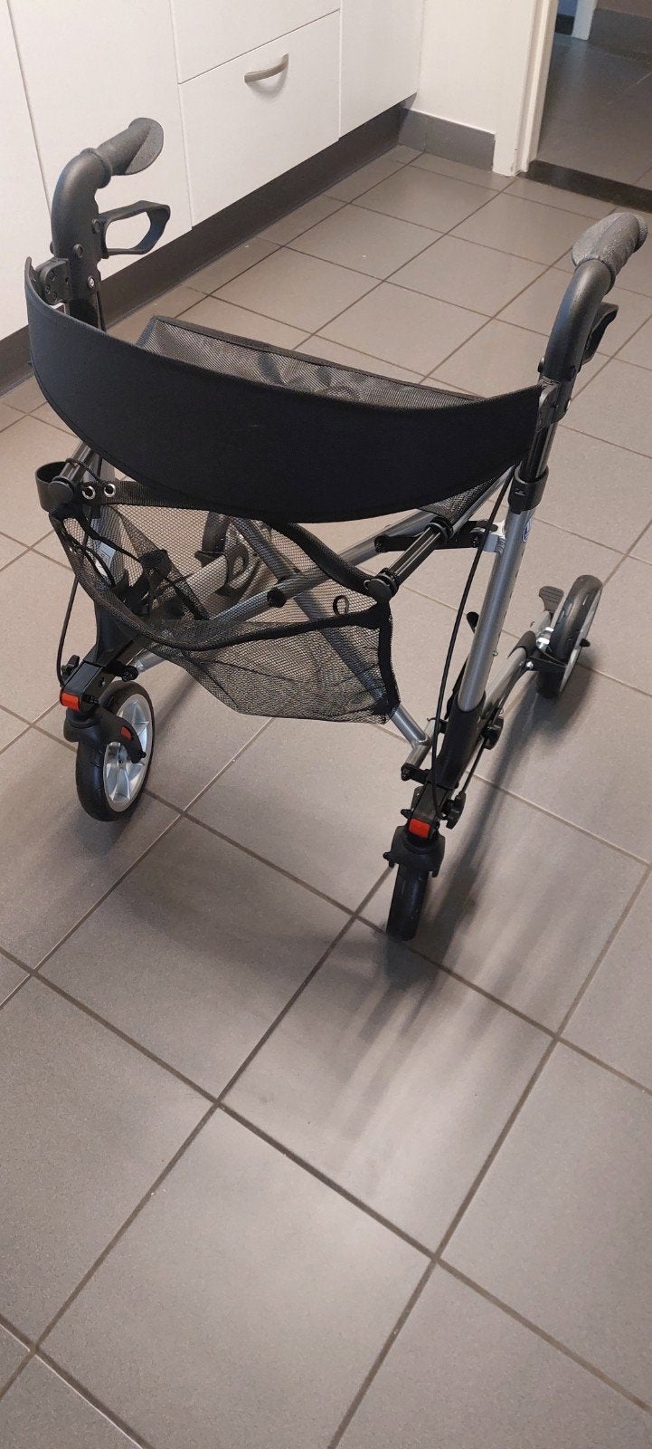 Nieuwe rollator, Divers, Enlèvement, Poids léger, Neuf