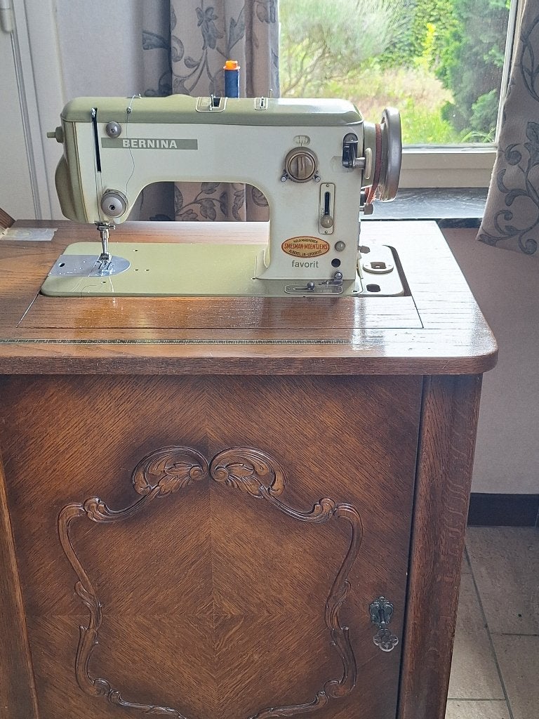 Bernina 640-1 groen vintage, Hobby en Vrije tijd, Naaimachines en Toebehoren, Ophalen, Gebruikt, Naaimachine, Bernina