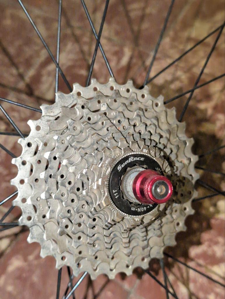 Velgrem. Hope naaf. Continental. Dt Swiss velg., Fietsen en Brommers, Fietsonderdelen, Ophalen