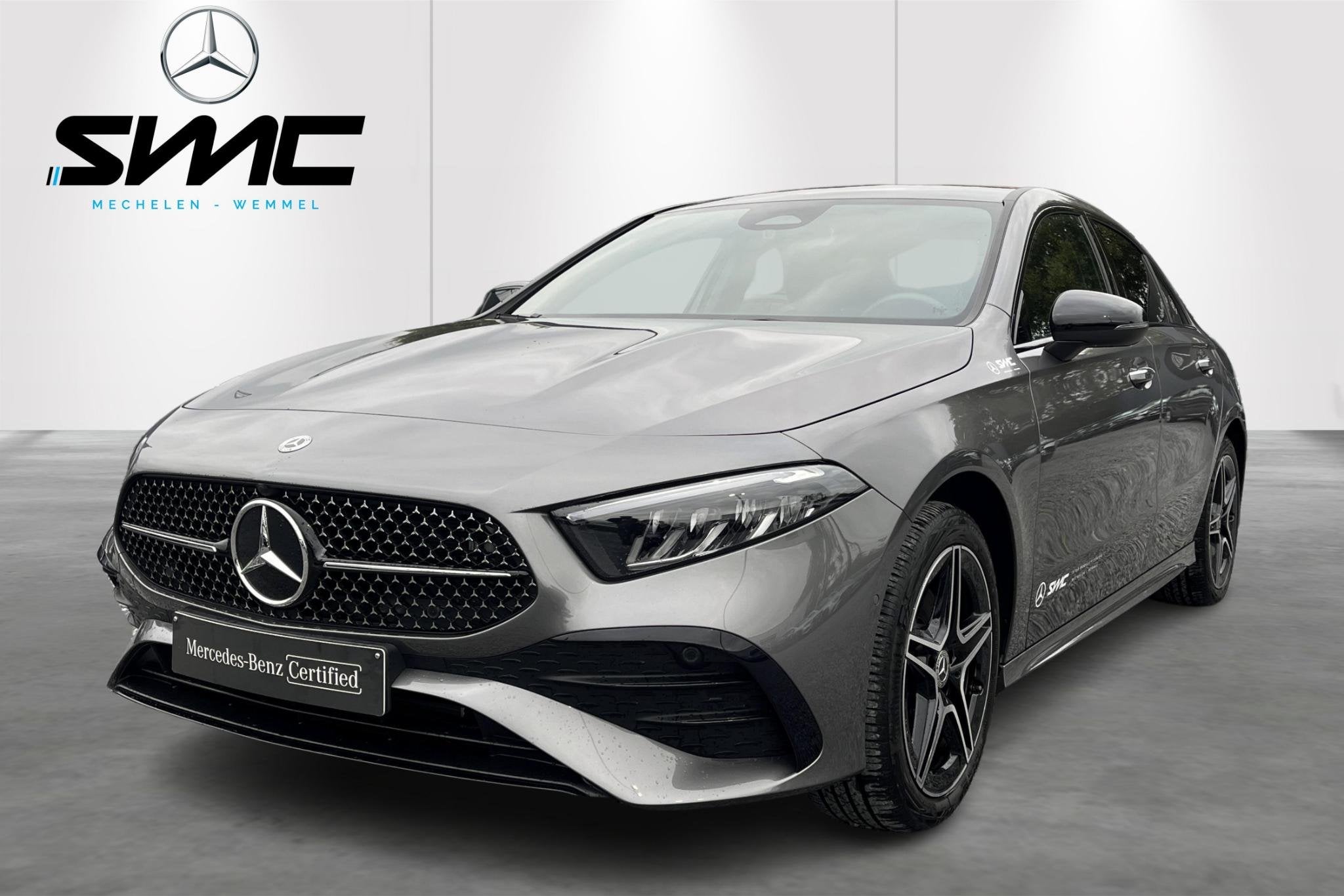 Mercedes-Benz A-Klasse A 250 e AMG Line (automatique), Autos, Achat, 4 portes, Entreprise, 16 kWh