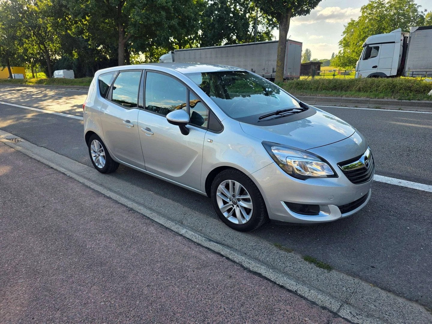 Opel Meriva 1.4i 1EIG IN GOEDE STAAT 2017' 92000KM !, Argent ou Gris, Achat, Euro 6, Entreprise
