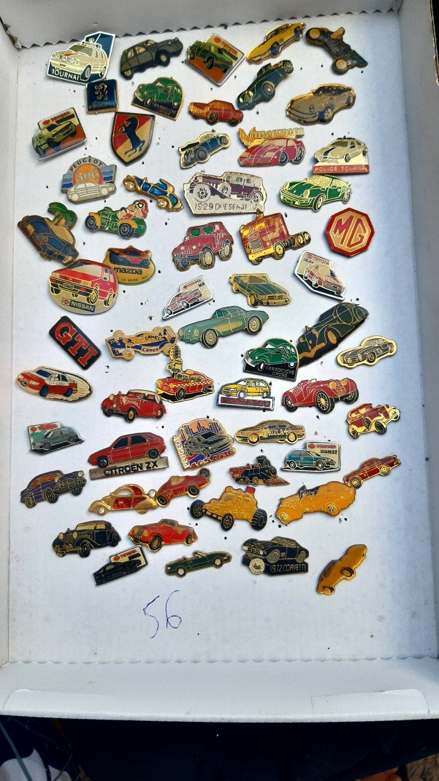pins anciennes voitures., Enlèvement ou Envoi