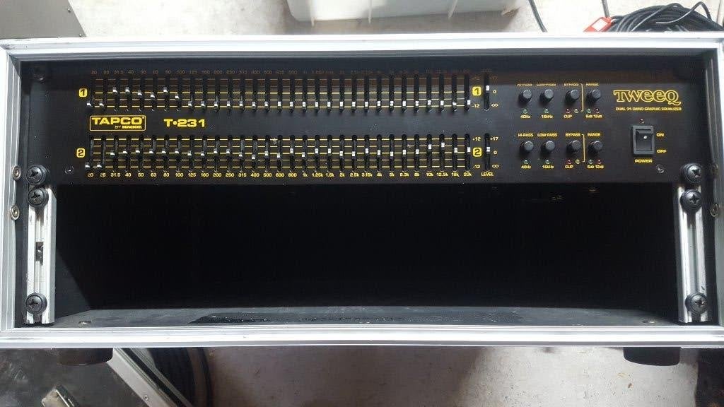 EQUALIZER EQUALIZER MACKIE TAPCO T-231+ FLIGHTCASE, Audio, Tv en Foto, Versterkers en Ontvangers, Ophalen, Zo goed als nieuw