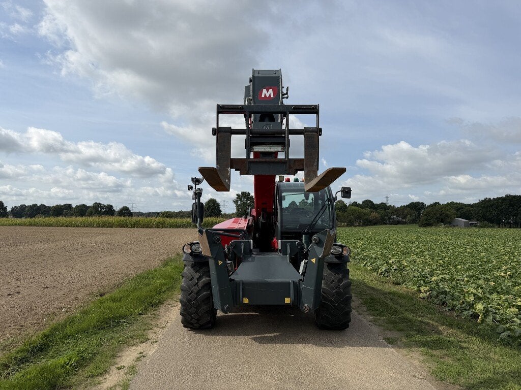MAGNI TH 5,5.15 P verreiker – 15,2 meter – 5.500 kg, Articles professionnels, Machines & Construction | Grues & Excavatrices, Chariot télescopique