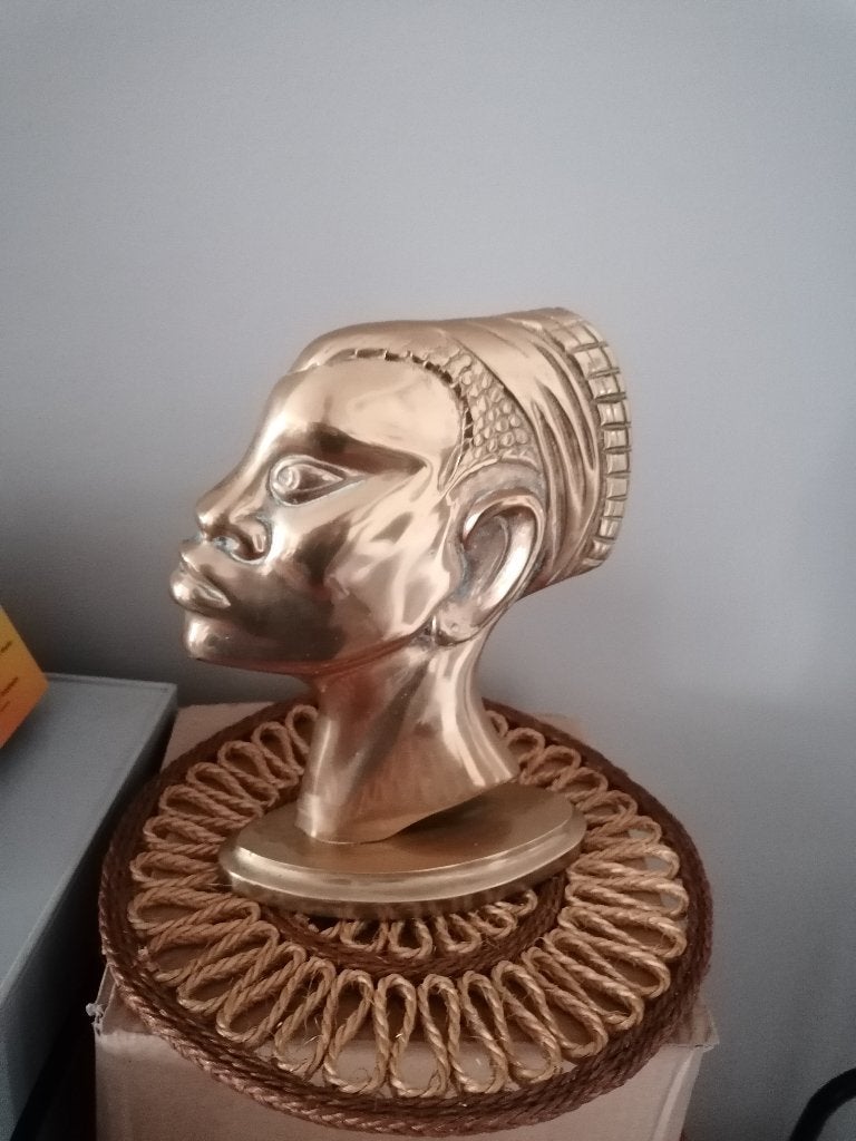 Sculpture Art Déco femme africaine, Enlèvement ou Envoi, Cuivre