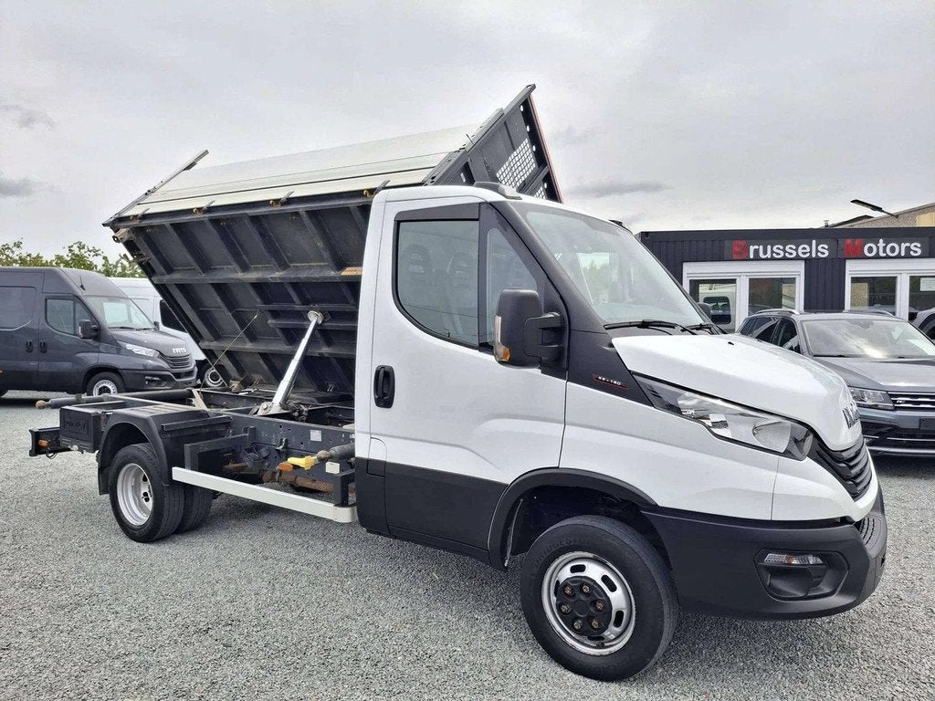 Iveco Daily 35C18 Tri benne, Achat, Euro 6, Boîte manuelle, Noir
