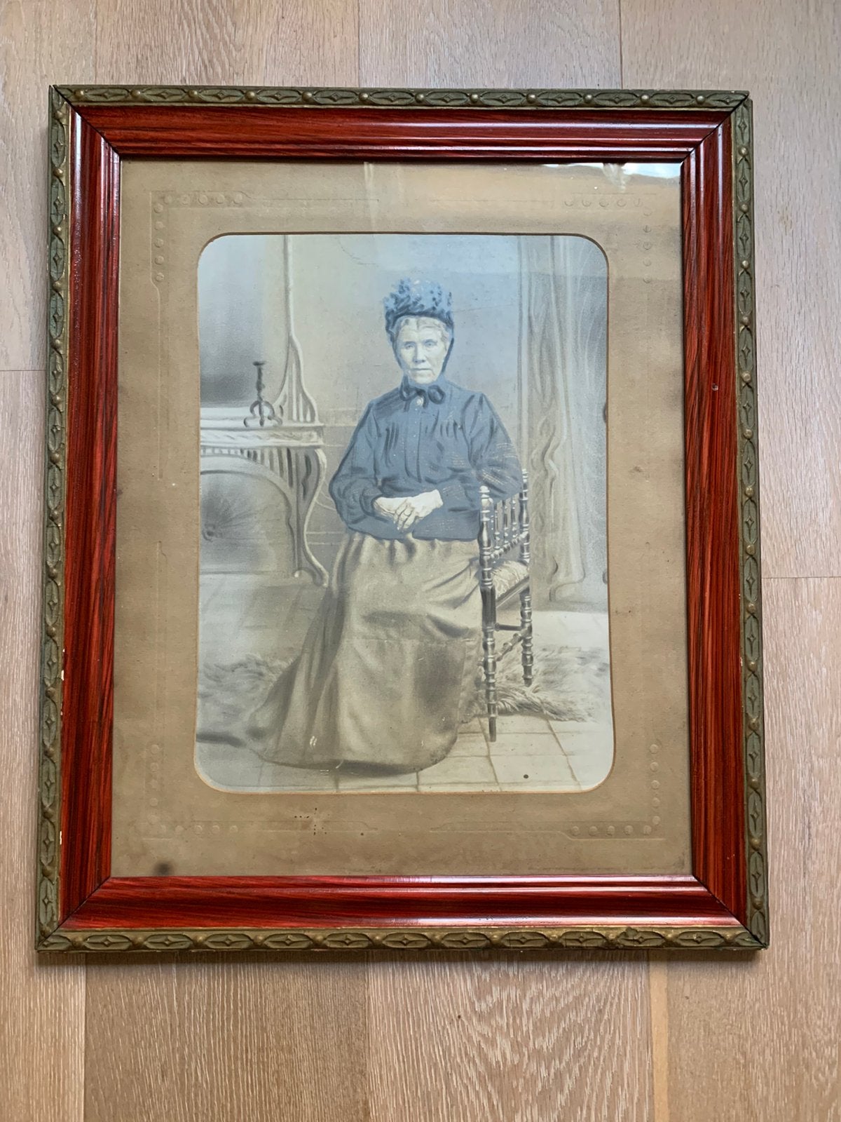 Cadre victorien antique avec portrait unique à la craie 1890, Antiquités & Art, Art | Dessins & Photographie, Enlèvement ou Envoi