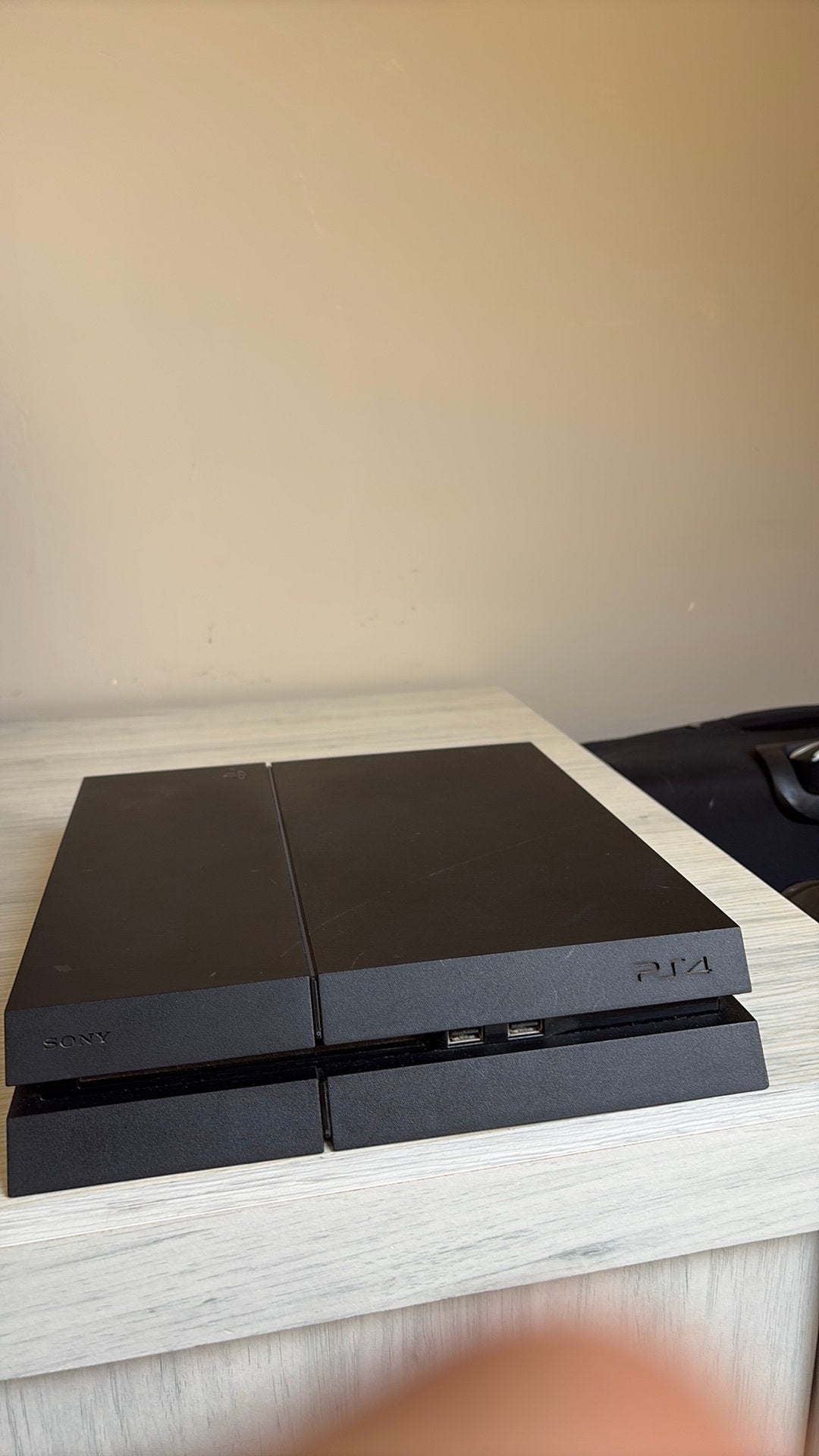 Playstation 4 1 Tb, Games en Spelcomputers, Spelcomputers | Sony PlayStation 4, Ophalen, Zo goed als nieuw, Zonder controller