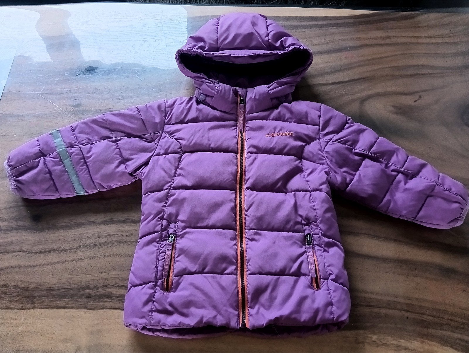 Noorse Paarse Winterjas met Down en Veren Maat 104, Ophalen of Verzenden, Jas