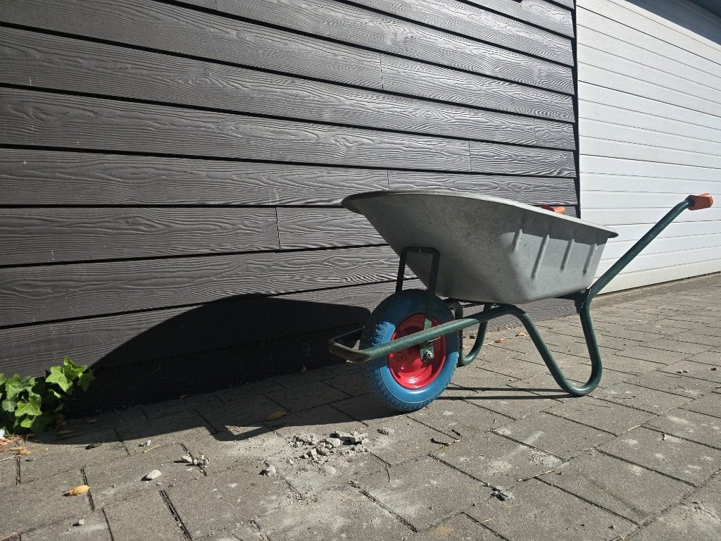 brouette 100 l, Enlèvement, Comme neuf, À une roue