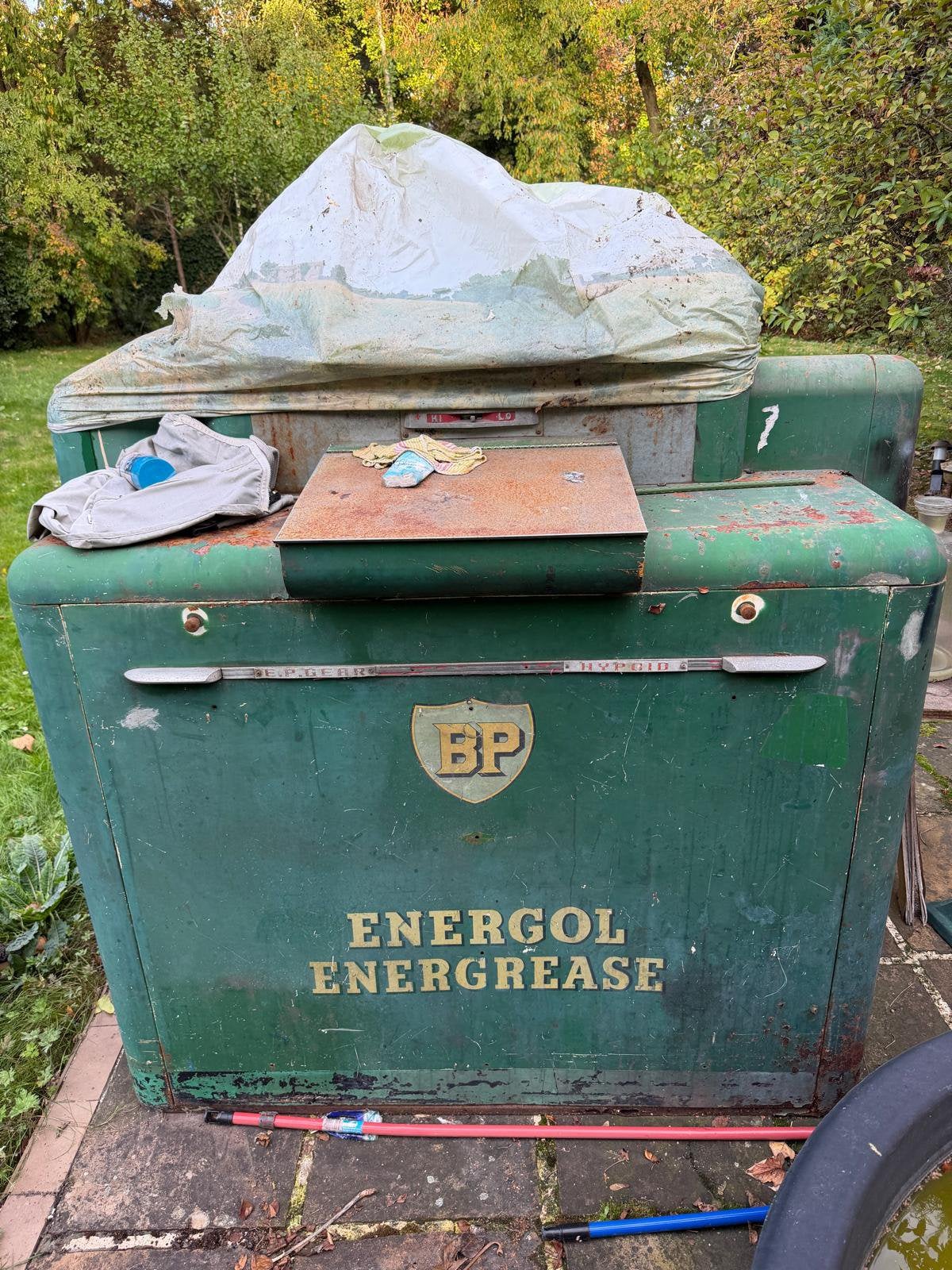 Oude vintage BP-tank