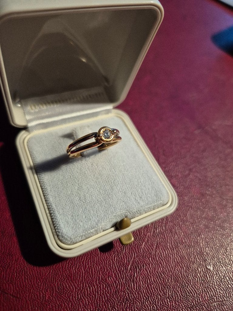 Gouden ring, Bijoux, Sacs & Beauté, Bagues, Enlèvement ou Envoi, Comme neuf, Or, Avec pierre précieuse