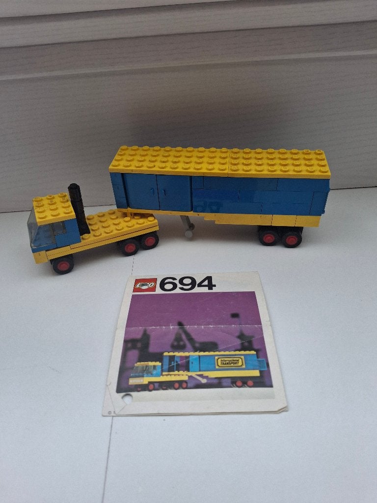 Lego 694 ( 694-1 ) Transport Truck 1975, Kinderen en Baby's, Speelgoed | Duplo en Lego, Ophalen of Verzenden, Compleet, Lego, LEGOLAND