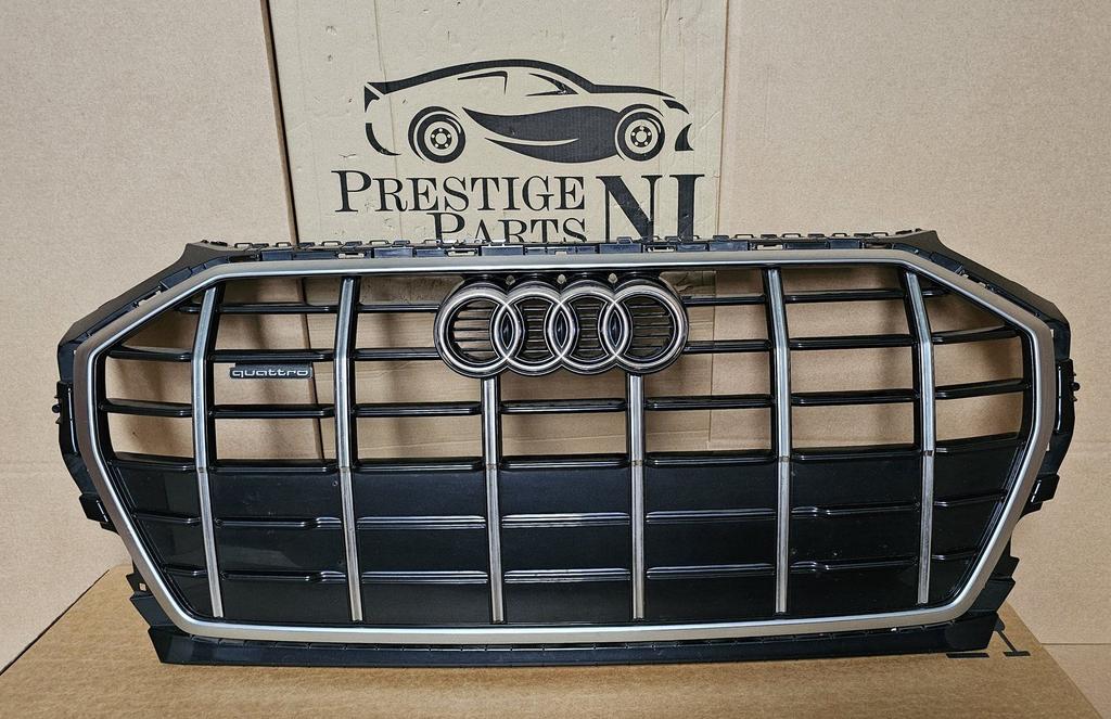 GRILL AUDI Q5 80A FACELIFT GRILLE ORGINEEL 80A853651 S-line, Auto-onderdelen, Gebruikt, -, Voor, Ophalen of Verzenden