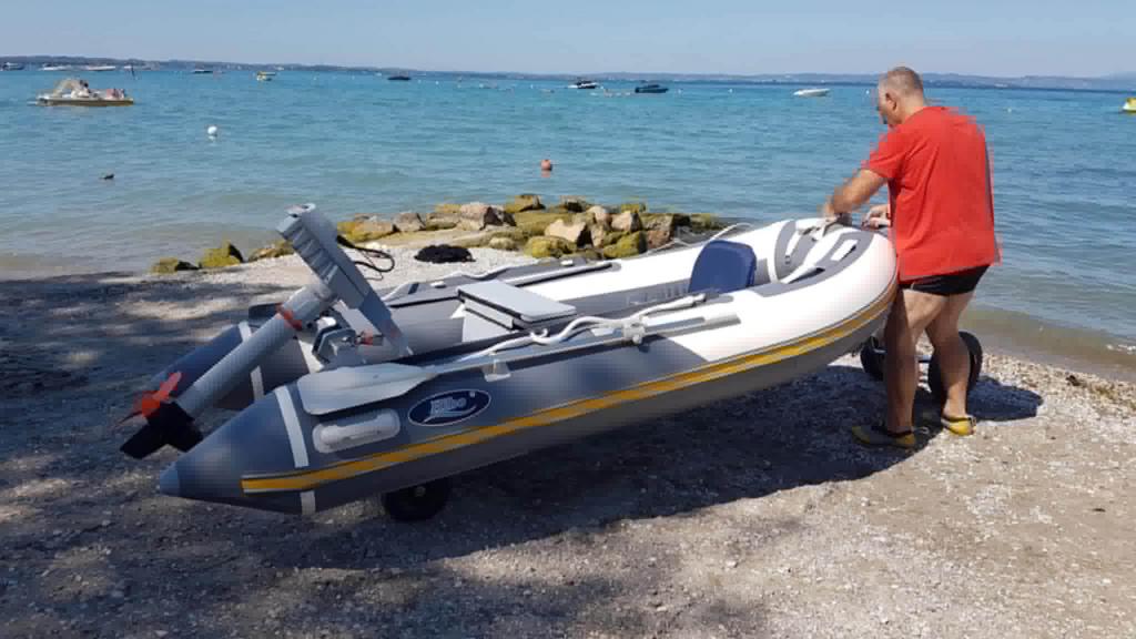 Boot met elektrische motor, Ophalen, Zo goed als nieuw
