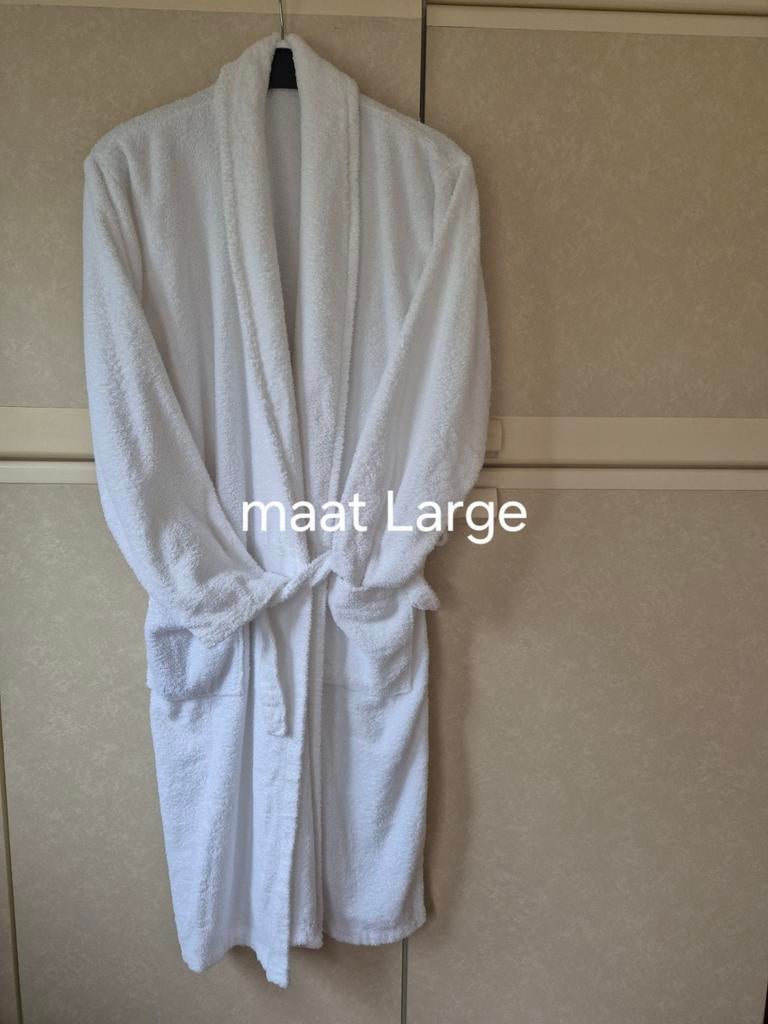 badjas voor dames kleur wit. Maat large. Prijs:15€., Kleding | Dames, Homewear, Ophalen