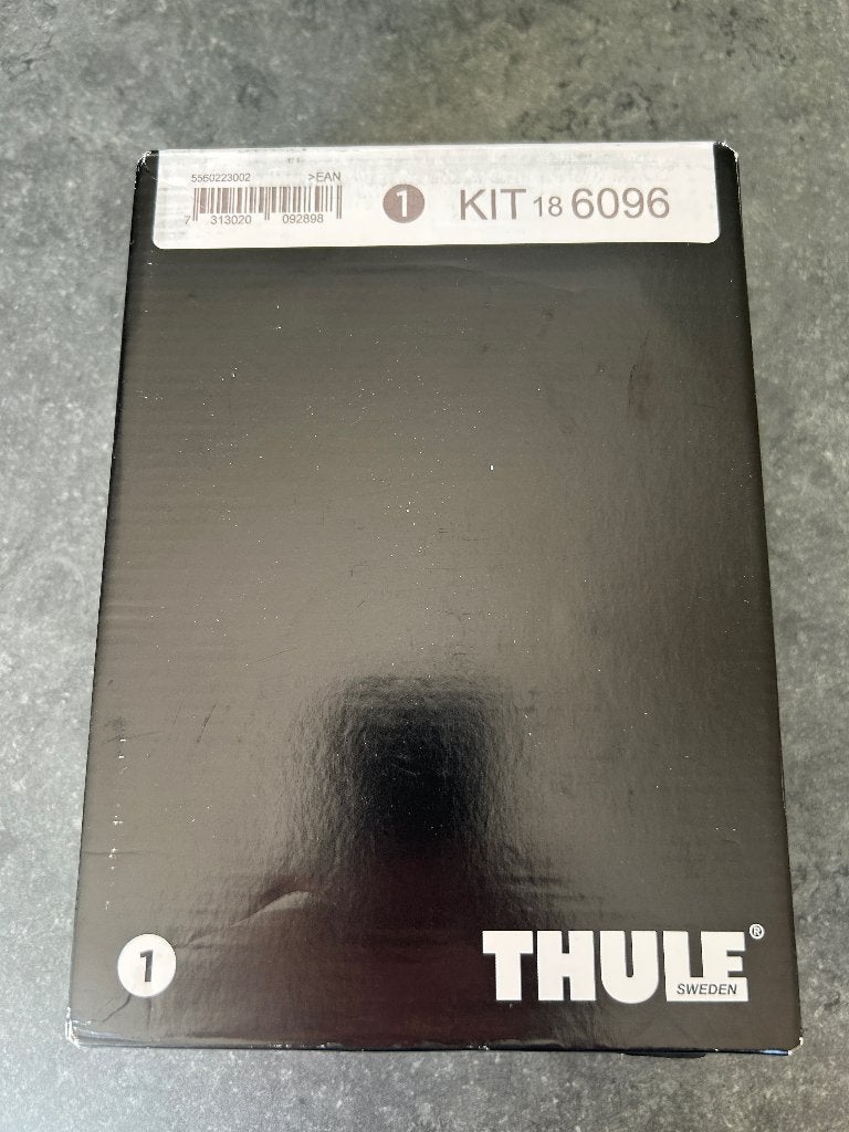 Thule kit 186096 Enyaq / Octavia, Enlèvement, Comme neuf